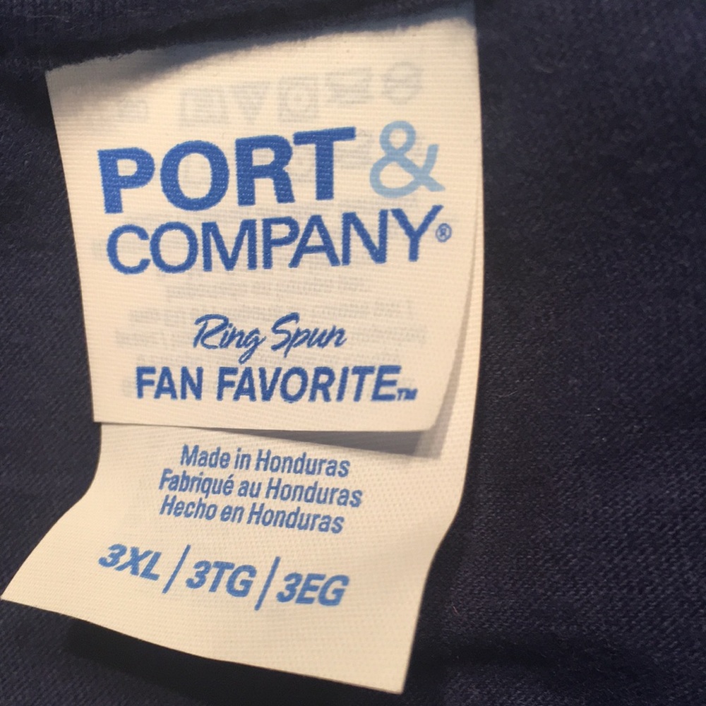 NWT Men’s Navy Blue Tshirt - Picture 2 of 3